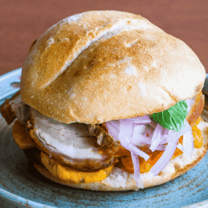 Home Pan con chicharron